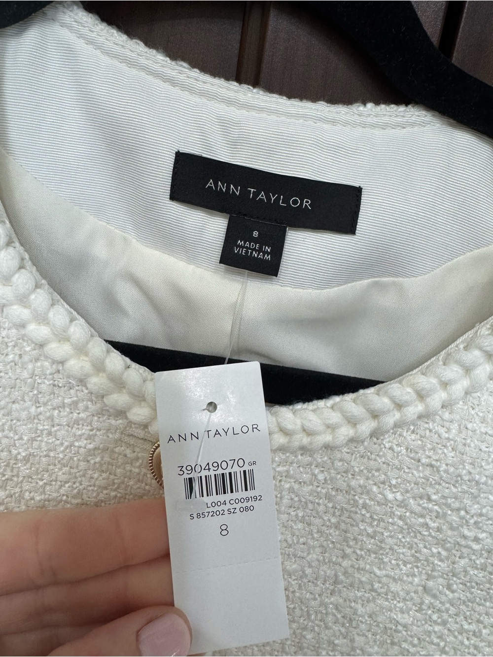 Ann Taylor Cream Bouclé Belted Blazer with Gold Buttons - Picture 7 of 8